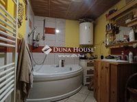 Eladó családi ház, Százhalombattán 74.9 M Ft, 5 szobás