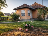 Eladó családi ház, Tápiószentmártonon 26.9 M Ft, 3 szobás