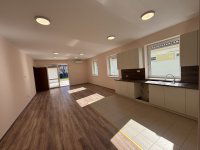 Eladó családi ház, Debrecenben 138.5 M Ft, 3+2 szobás