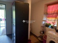 Eladó családi ház, Pécsett 11 M Ft, 1 szobás