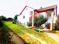 Eladó családi ház