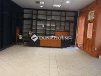 Kiadó üzlethelyiség, Szekszárdon, Széchenyi utcában
