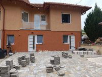 Eladó családi ház, Érden 249.9 M Ft, 10 szobás