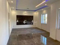 Eladó családi ház, XV. kerületben 162 M Ft, 9 szobás