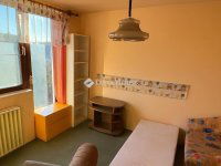 Eladó családi ház, Hatvanban 70 M Ft, 4 szobás