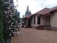 Eladó családi ház, Hévízen 265.625 M Ft, 5 szobás