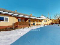 Eladó családi ház