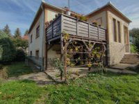 Eladó családi ház, Komlón, Fő utcában 34.9 M Ft, 3 szobás