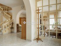 Eladó családi ház, Debrecenben 365 M Ft, 5 szobás