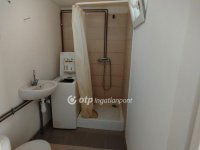 Eladó családi ház, Jászberényben 28 M Ft, 1+4 szobás