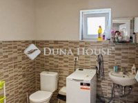 Eladó családi ház, Kecskeméten 99 M Ft, 5 szobás