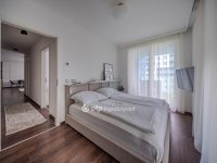 Eladó téglalakás, XIII. kerületben 235 M Ft, 4 szobás