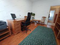 Eladó téglalakás, Veszprémben 95 M Ft, 2+2 szobás