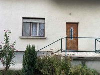 Eladó családi ház, Balatonkenesén 88 M Ft, 12 szobás