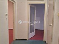 Eladó panellakás, Debrecenben 58.5 M Ft, 3 szobás