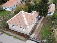 Eladó családi ház