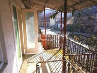 Eladó családi ház, Esztergomban 45 M Ft, 4 szobás