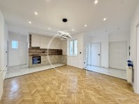 Eladó téglalakás, Pécsett 99 M Ft, 3 szobás