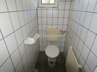 Kiadó üzlethelyiség