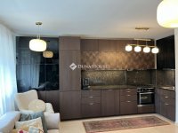 Eladó téglalakás, Velencén 89.5 M Ft, 3 szobás