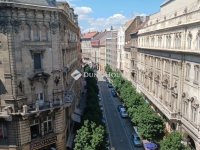 Eladó téglalakás, V. kerületben, Kossuth Lajos utcában