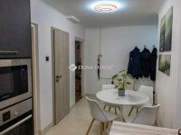 Eladó téglalakás, Debrecenben 75 M Ft, 3 szobás