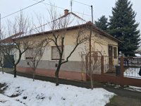 Eladó családi ház