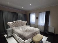 Eladó sorház, Kisújszálláson 13 M Ft, 2 szobás