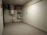 Eladó családi ház, Dunaújvárosban 119.9 M Ft, 7 szobás