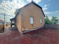 Eladó családi ház, Poroszlón 35 M Ft, 3 szobás