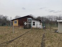 Eladó nyaraló, Cegléden 25 M Ft, 1 szobás / költözzbe.hu