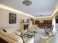 Eladó családi ház, Szentendrén 178 M Ft, 3 szobás