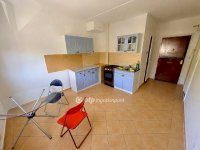 Eladó panellakás, Győrött 39.9 M Ft, 1+1 szobás