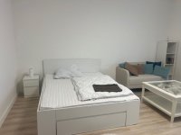 Kiadó téglalakás, albérlet, Pécsett 436 E Ft / hó, 4 szobás