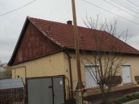 Eladó családi ház, Szolnokon, Fürj utcában 14.75 M Ft, 3 szobás