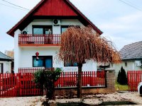 Eladó családi ház, Siófokon 125 M Ft, 6 szobás