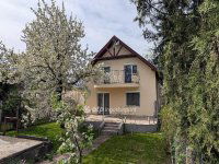 Eladó családi ház