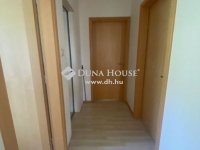 Eladó családi ház, II. kerületben 280.781 M Ft, 6 szobás