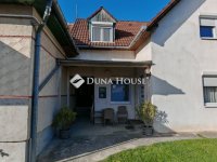 Eladó családi ház, Zalaegerszegen 98 M Ft, 7 szobás
