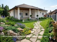 Eladó családi ház, Dunakeszin 119.999 M Ft, 3 szobás