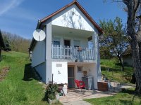 Eladó nyaraló, Csörnyeföldön 15 M Ft, 1 szobás