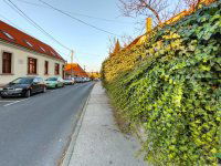 Eladó családi ház, Tatán 85 M Ft, 3 szobás