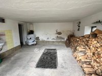 Eladó családi ház, Ugodon 35.9 M Ft, 5 szobás