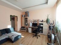 Eladó ikerház, XVI. kerületben, Szlovák úton 169 M Ft, 5 szobás