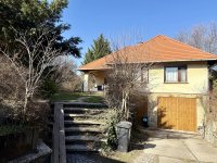 Eladó családi ház, Esztergomban 159 M Ft, 5 szobás