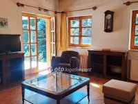 Eladó családi ház, Balatonakarattyán 180 M Ft, 3 szobás