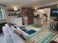 Eladó családi ház, Budakeszin 174.7 M Ft, 9 szobás