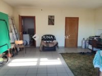 Eladó családi ház, Cegléden 85 M Ft, 3 szobás