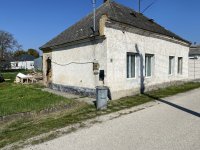 Eladó családi ház, Komáromban 28.9 M Ft, 3 szobás