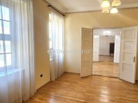 Eladó iroda, Kecskeméten 53.9 M Ft, 3 szobás